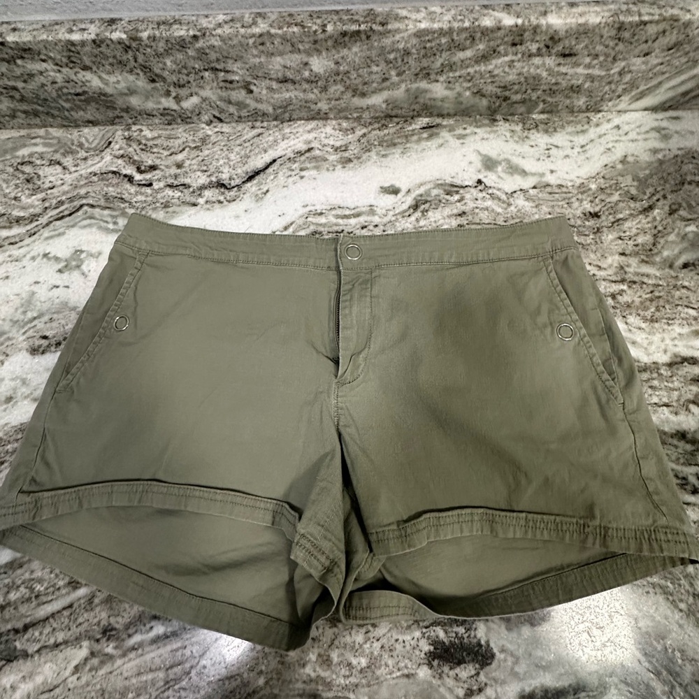 Banana Republic Sage Green Cargo Shorts